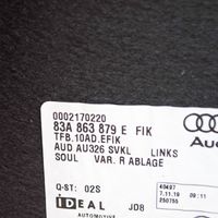 Audi Q3 F3 Tavaratilan/takakontin alempi sivuverhoilu 83A863879E
