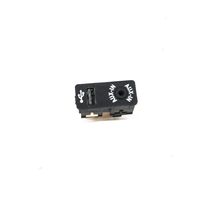 BMW 1 F20 F21 Connettore plug in AUX 9229246