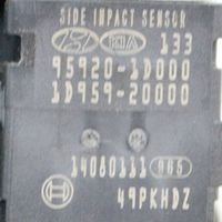 KIA Carens II Sensore d’urto/d'impatto apertura airbag 959201D000