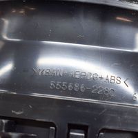 Toyota Yaris Dysze / Kratki nawiewu deski rozdzielczej 5556862280