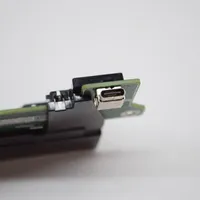 Tesla Model Y USB-pistokeliitin 154612961D