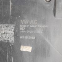 Skoda Fabia Mk3 (NJ) Osłona boczna podwozia 6R0825202A