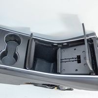 Tesla Model 3 Tunel środkowy 113742700E