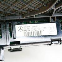 Mercedes-Benz E A207 Muu korin osa A0015424623