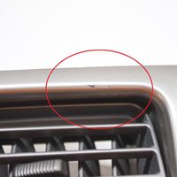 Subaru Forester SH Copertura griglia di ventilazione cruscotto 66110FG010