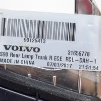 Volvo S90, V90 Задний фонарь в крышке 90125413