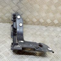 Opel Zafira C Staffa angolare del supporto di montaggio del paraurti 13300742