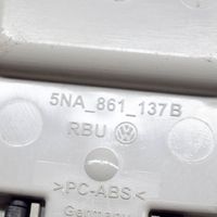 Volkswagen Tiguan Illuminazione sedili anteriori 5NA861137B