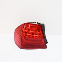 BMW 3 E90 E91 Lampy tylne / Komplet 7154154