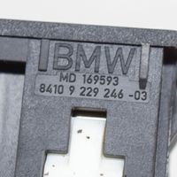 BMW 1 F20 F21 Gniazdo / Złącze AUX 9229246