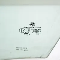 Volkswagen Golf VI Vitre de fenêtre porte avant (4 portes) 5K4845201B