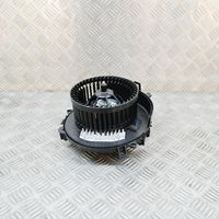 Volkswagen Golf VIII Ventola riscaldamento/ventilatore abitacolo 5WA907521