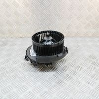 Volkswagen Golf VIII Ventola riscaldamento/ventilatore abitacolo 5WA907521