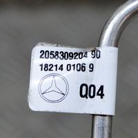 Mercedes-Benz C AMG W205 Tuyau d'admission d'air turbo A2058309204