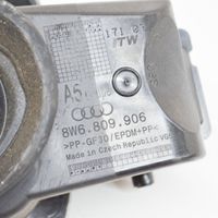 Audi A5 Volet de trappe réservoir de carburant 8W6809906