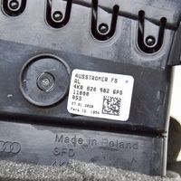 Audi E-tron GT Dysze / Kratki nawiewu deski rozdzielczej 4KR820902