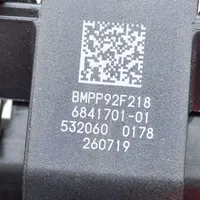 BMW X3 G01 Przekaźnik sterujący prądem 6841701