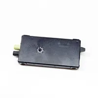 BMW X3 G01 Antenas pastiprinātājs 9389613