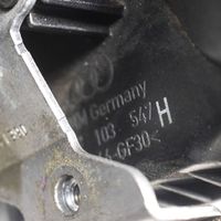 Audi A5 Sportback 8TA Części silnika inne 06E103547H