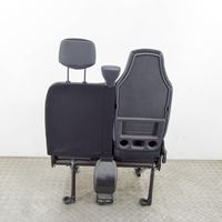 Opel Movano B Front driver seat 870500529R
