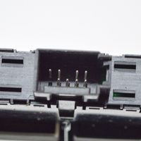 Volkswagen PASSAT B8 Zestaw przełączników i przycisków 034980031