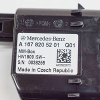 Mercedes-Benz GLE W167 Gniazdo / Złącze AUX A1678205201