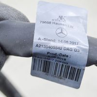 Mercedes-Benz C AMG W205 Minus / Klema / Przewód akumulatora A2135405542
