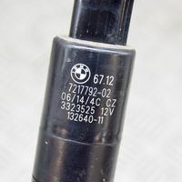 BMW 3 F30 F35 F31 Žibintų apiplovimo skysčio siurbliukas 7217792