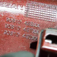 Nissan Qashqai Listwa oświetlenie tylnej tablicy rejestracyjnej 908104ESXX