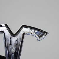 Tesla Model S Herstelleremblem / Schriftzug 10085600A