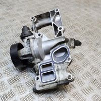 BMW 5 G30 G31 Pompa dell’acqua 8574052