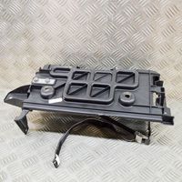 Maserati Quattroporte Support boîte de batterie 05112061AK