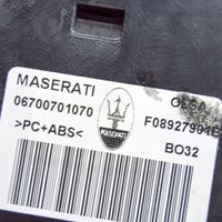 Maserati Ghibli Etuistuimen valo 670070107