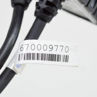 Maserati Quattroporte Câble adaptateur AUX 670009770