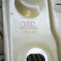Audi Q8 Support de montage d'aile 4M8821431
