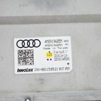 Audi Q8 Ekranas/ displėjus/ ekraniukas 4M8919605M