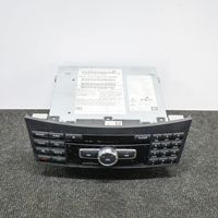 Mercedes-Benz E W212 Radio/CD/DVD/GPS-pääyksikkö A2129012507