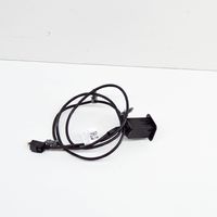 Jeep Cherokee USB-pistokeliitin 68145140AC