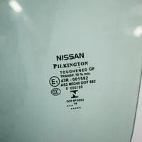 Nissan Qashqai Vetro del finestrino della portiera anteriore - quattro porte 43R001582