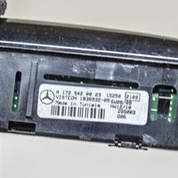 Mercedes-Benz GLE (W166 - C292) Écran d'affichage capteur de stationnement PDC A1725420023