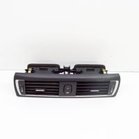 BMW 2 F22 F23 Kojelaudan tuuletussuuttimen suojalista 9317944