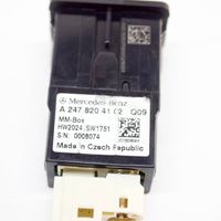 Mercedes-Benz Sprinter W907 W910 Connettore plug in USB A2478204102