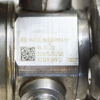 BMW X4 G02 Pompa del carburante meccanica 7642466