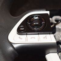 Toyota Prius (XW50) Steering wheel 