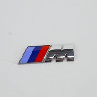 BMW X3 F25 Muut logot/merkinnät 8058882