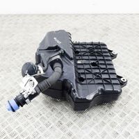 Mercedes-Benz C W205 Serbatoio vaschetta liquido AdBlue 34100299