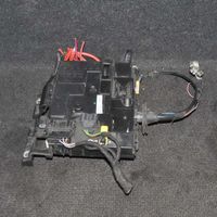 Volkswagen Touareg II Relay mounting block 7P0937548F