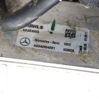 Mercedes-Benz E W213 Välijäähdyttimen jäähdytin A6540904201