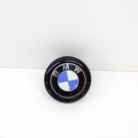 BMW 1 F20 F21 Takaluukun/tavaratilan luukun ulkokahva 7124470