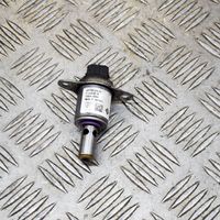 Porsche 911 991 Regolatore di pressione del carburante F44615676